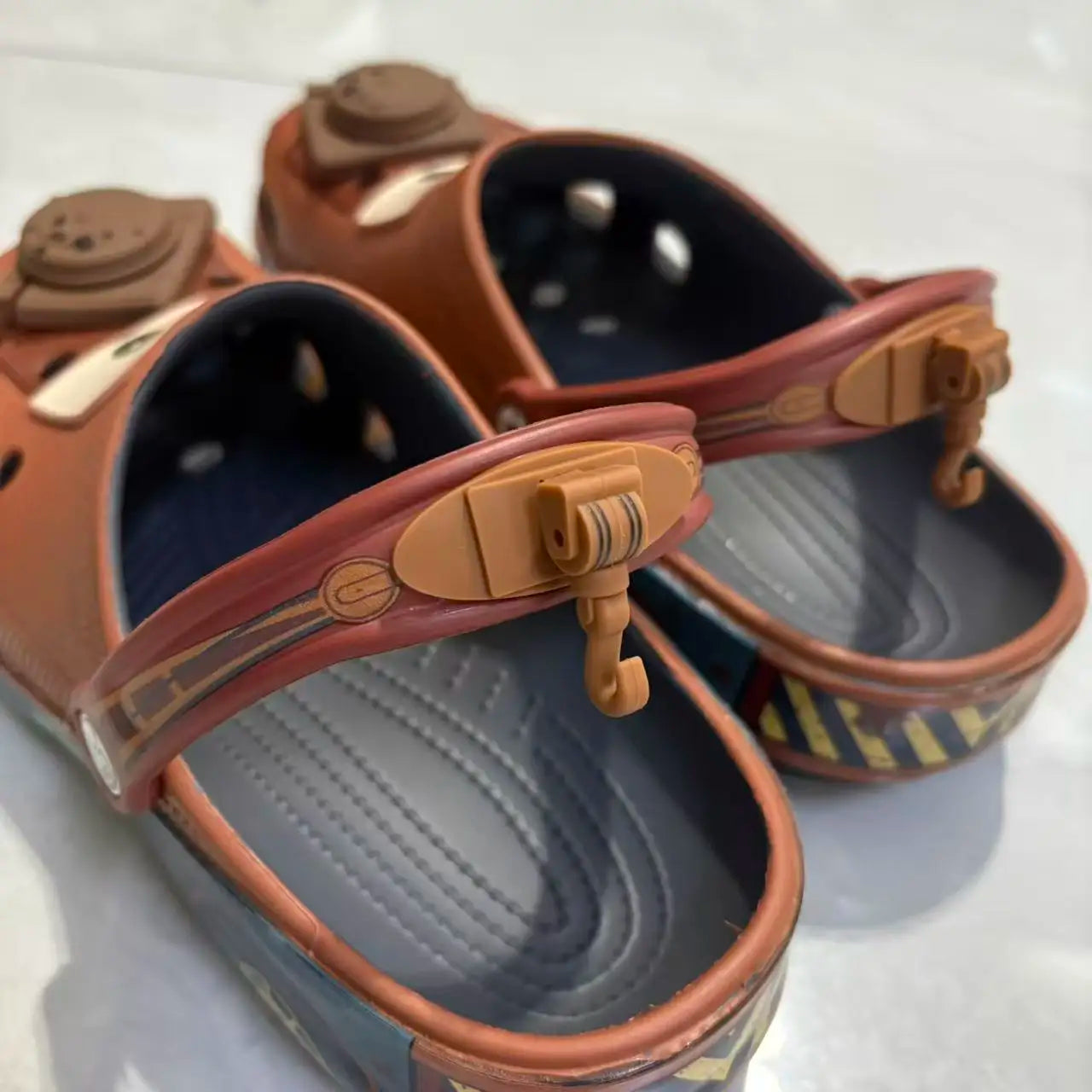 Sandalias Mate Pixar Disney